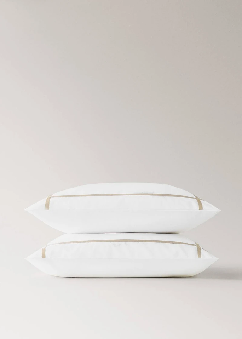 Two 200-thread count percale cotton pillowcases 60x60 cm