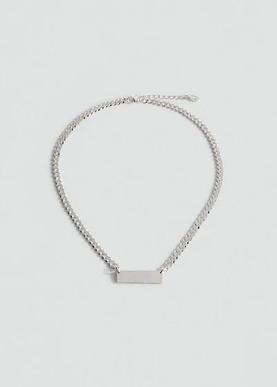 Chain with metal links