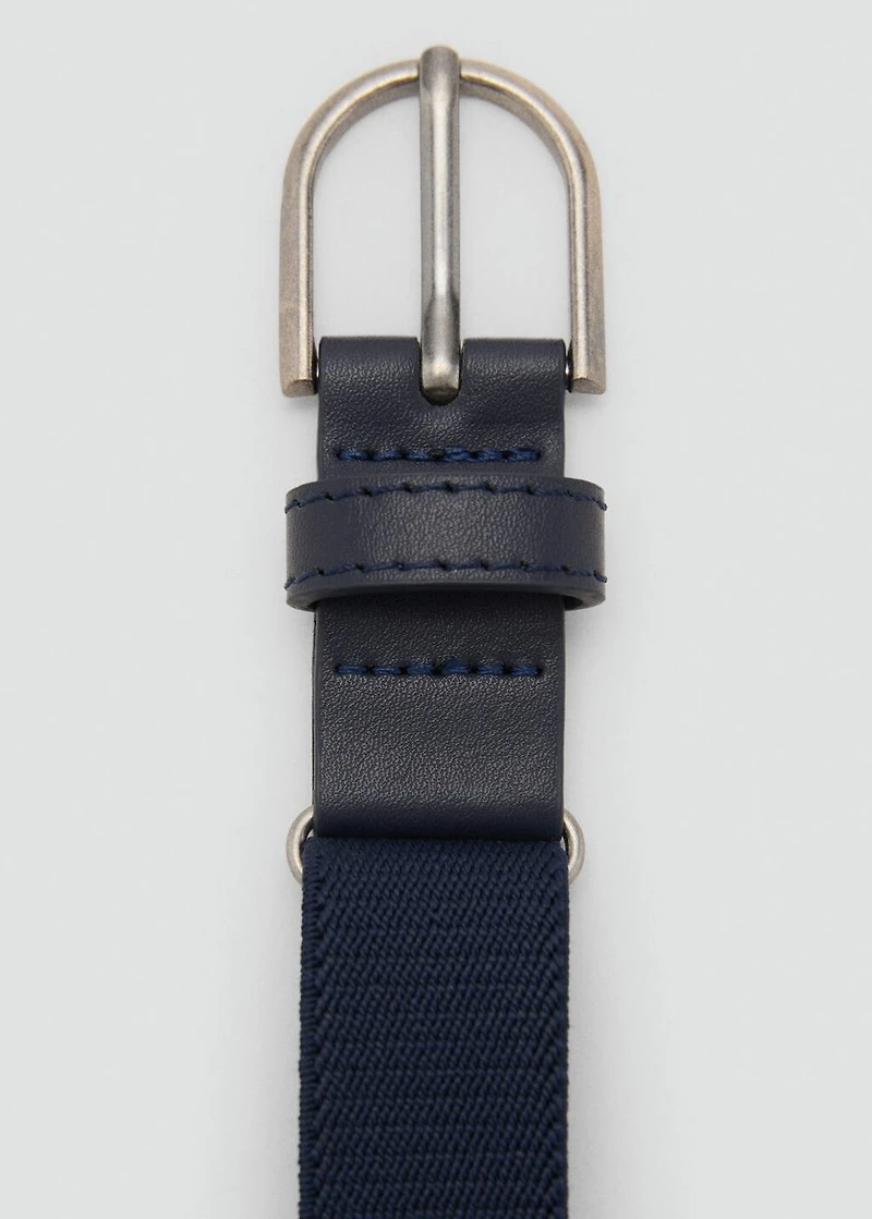 Elastic belt