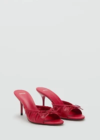 Bow heel sandals