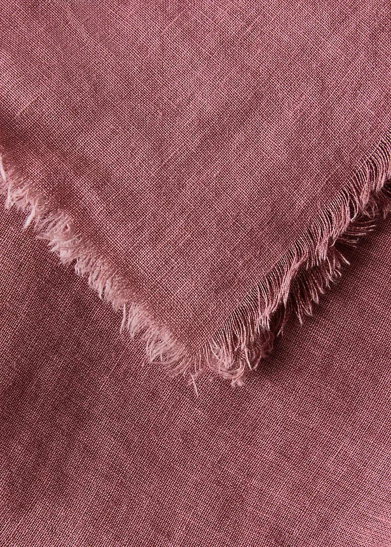Linen tablecloth with frayed edges for 6-8 diners