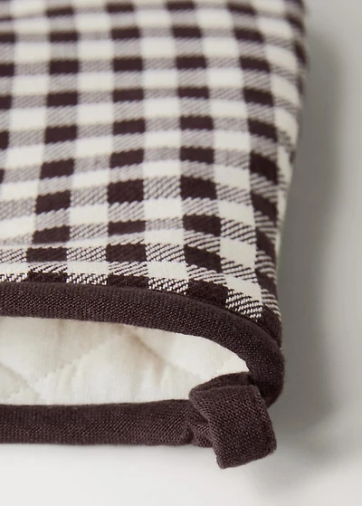 Cotton glove with gingham pattern