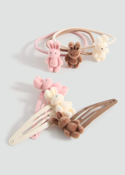 Pack of rubber bands and clips