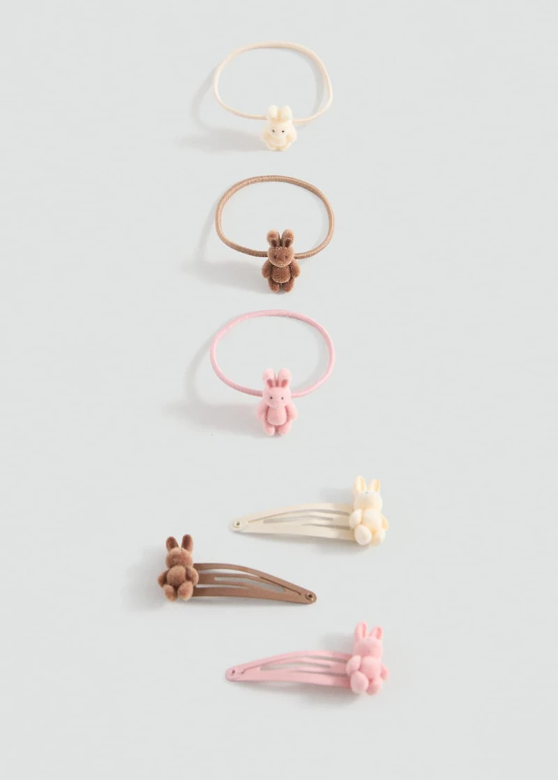 Pack of rubber bands and clips
