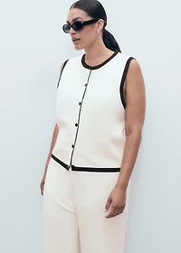 Knitted vest with contrast detail