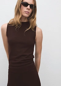 Fine-knit top