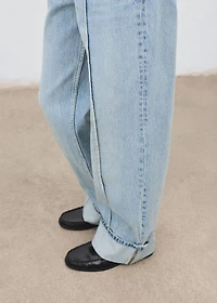 Wide-leg jeans with turn-up hem