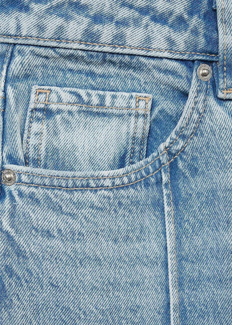 Wide-leg jeans with turn-up hem