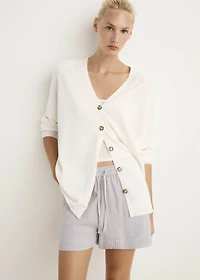 Buttoned wool cardigan