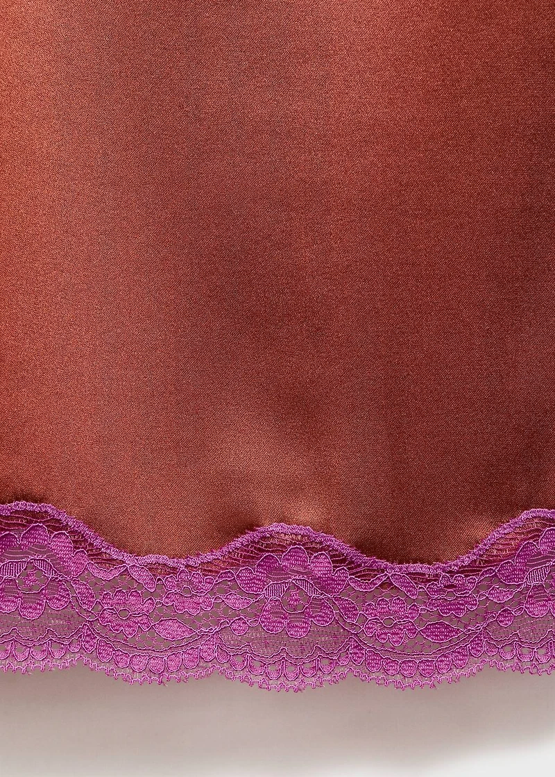 Silk nightdress with lace contrasting color