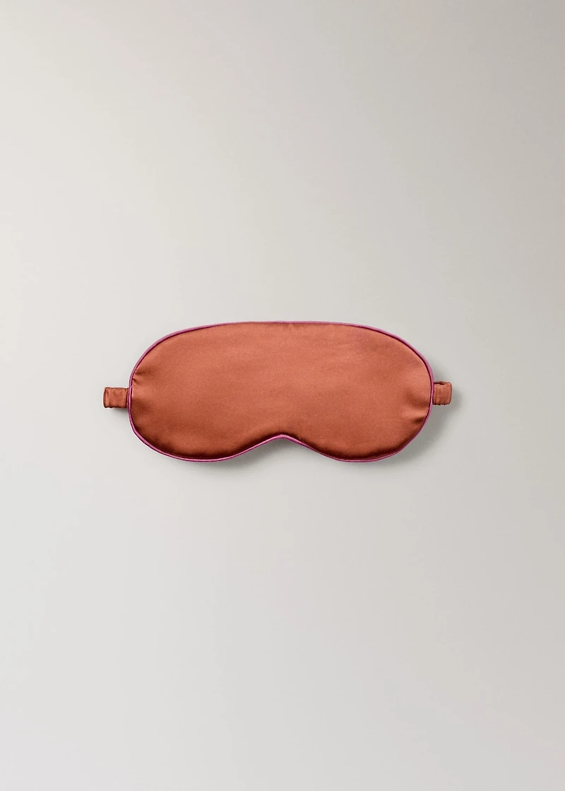 Silk mask with contrast piping