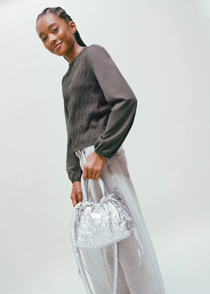 Long-sleeved t-shirt with ruffles