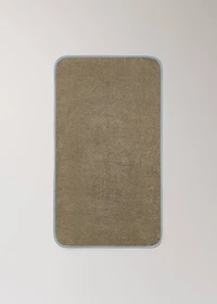Cotton washbasin towel with contrasting trim