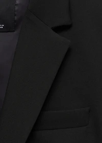 Fitted suit jacket