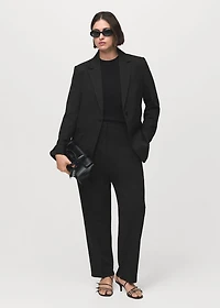 Fitted suit jacket