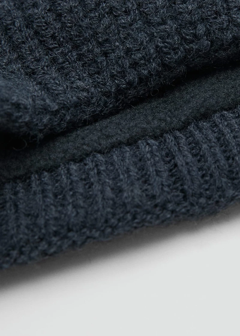 Knit scarf
