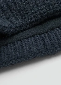 Knit scarf