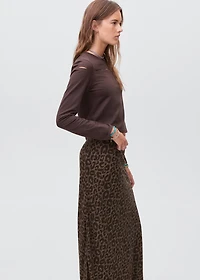 Long leopard-print skirt