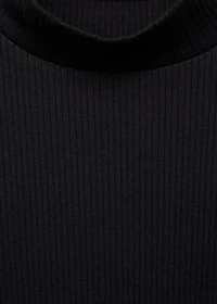 Ribbed high neck t-shirt