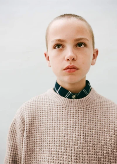 Chunky-knit sweater