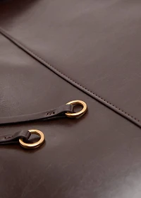 Shiny shoulder bag