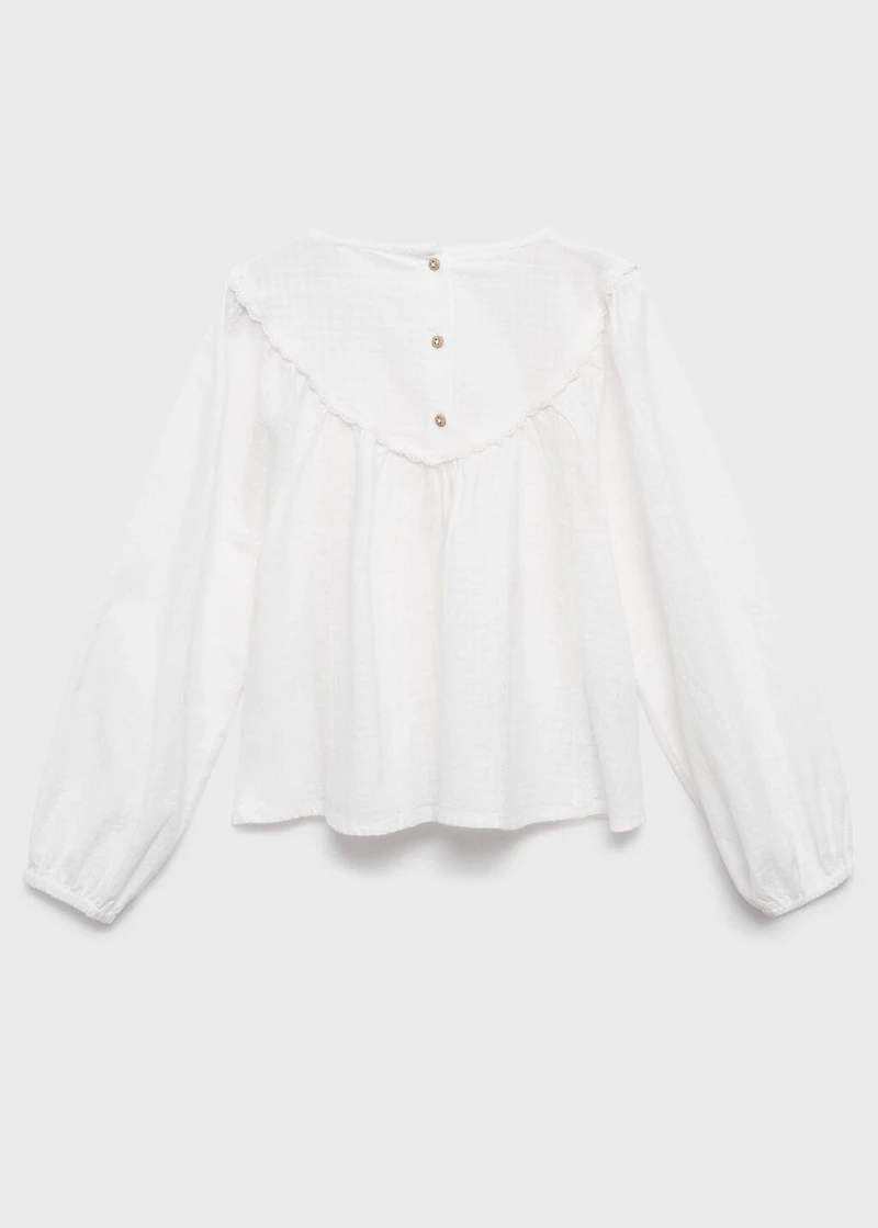 Blouse with lace trim details