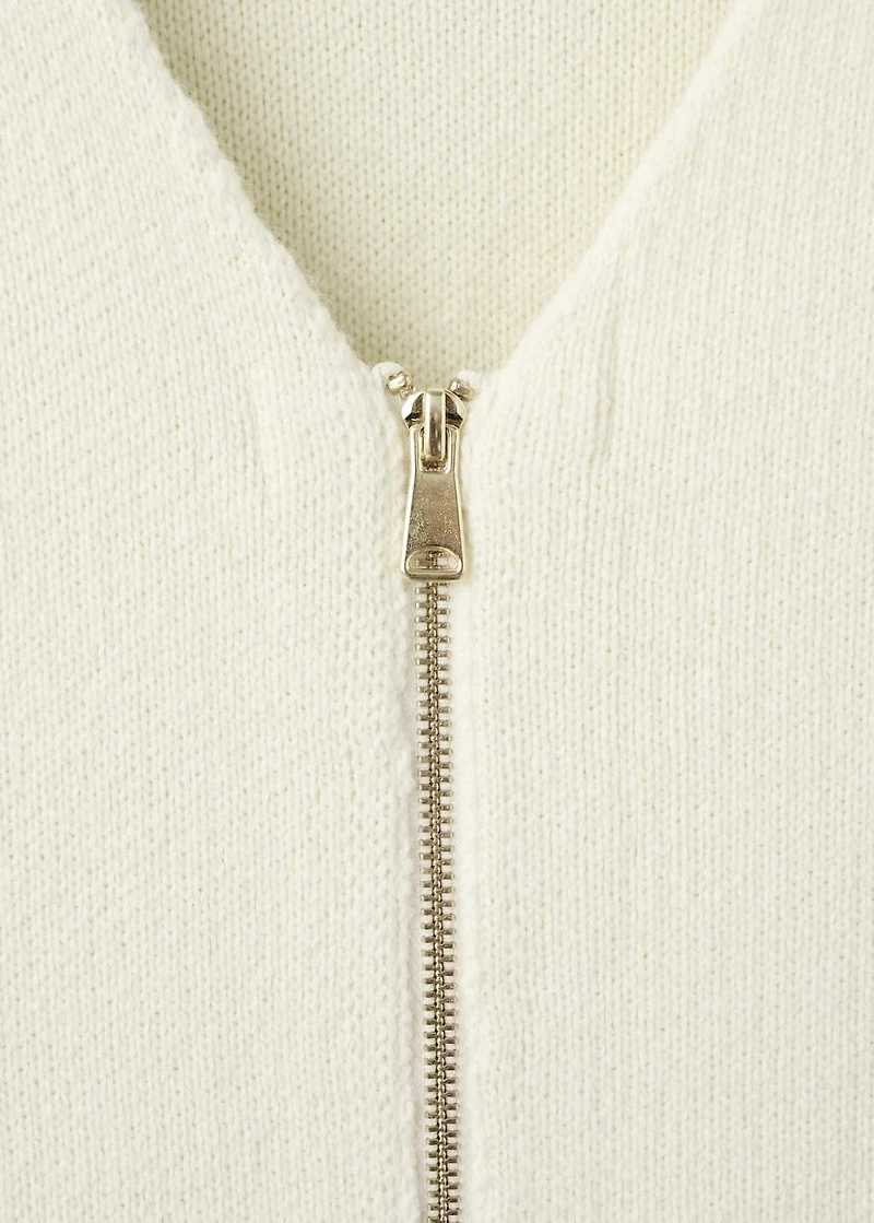 Knitted jacket with zip
