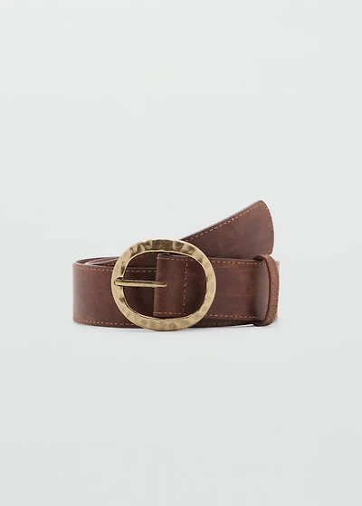 Textured belt with round buckle