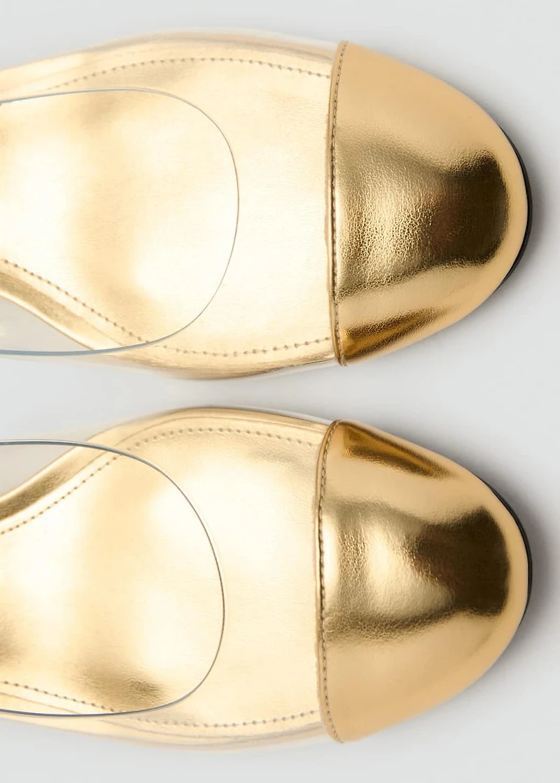 Combined vinyl heeled shoes