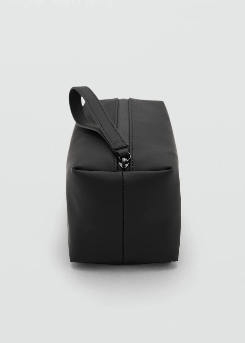 Contrast-strap pebbled cosmetic bag