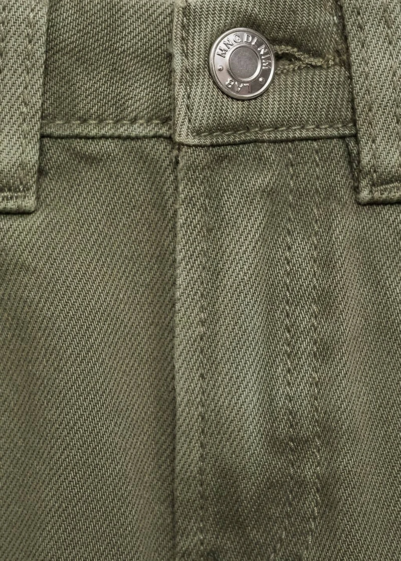 Shorts with stitching detail