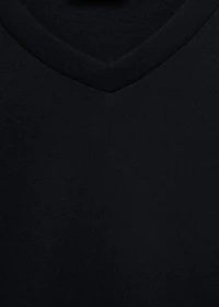V-neck T-shirt
