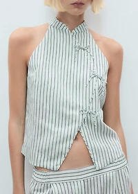 Striped top with a strap neckline and laces