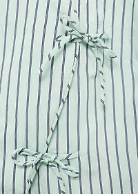 Striped top with a strap neckline and laces