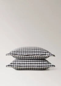 Two percale cotton gingham check pillowcases 60x60 cm
