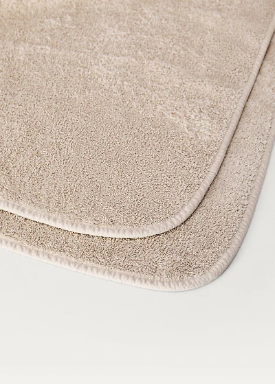 Garment-dyed towel