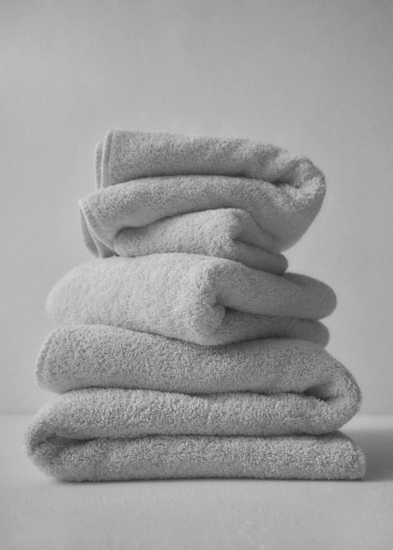Garment-dyed washcloth