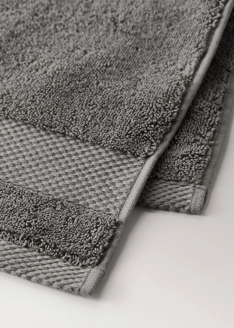Extra-soft cotton face towel