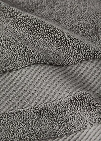Extra-soft cotton hand towel