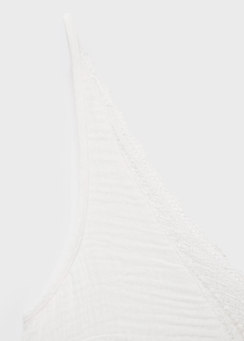 Dress with lace flounces