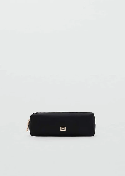 Nylon case with zip