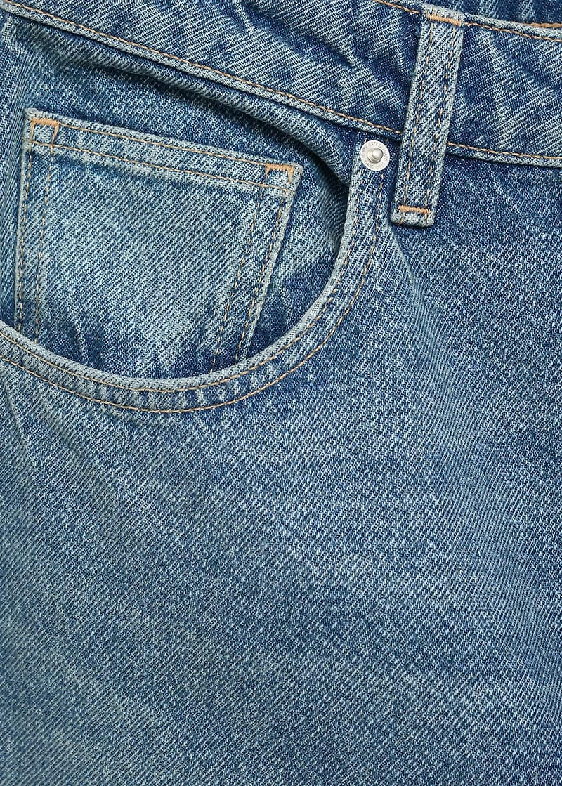 Mid-rise straight jeans