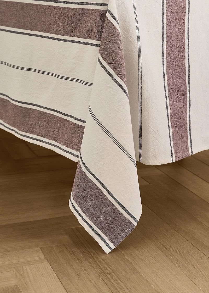 Cotton striped tablecloth for 8 to 10 diners