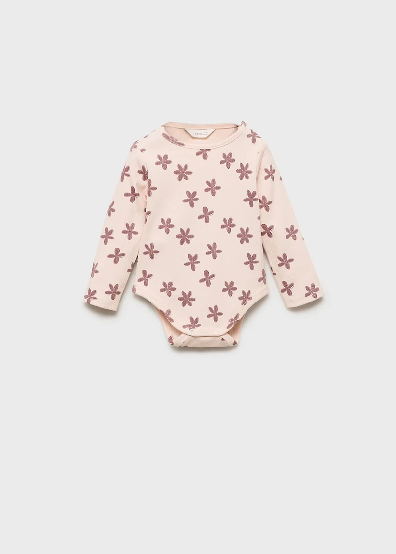 Ribbed floral body