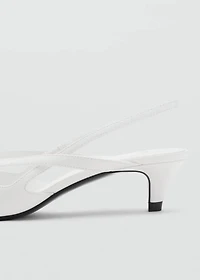 Kitten-heel pointed shoes