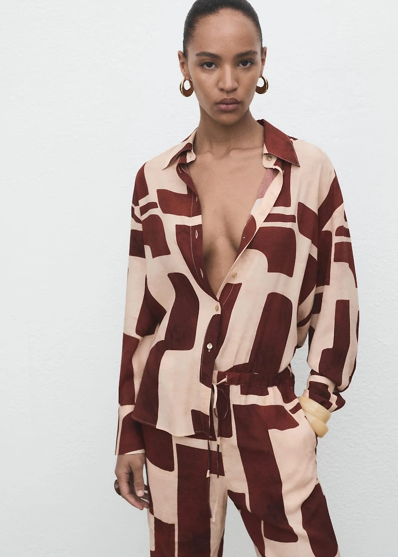 Geometric print shirt