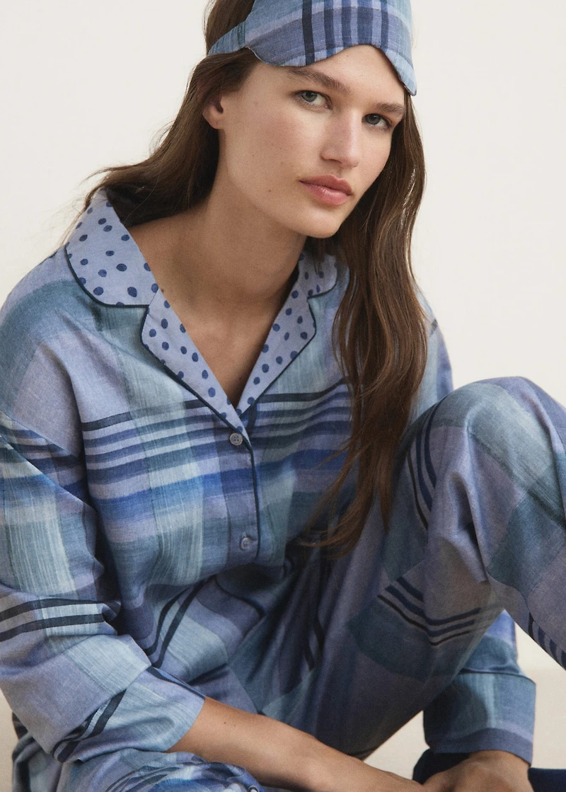 Printed pajama shirt with piping