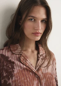 Pajama shirt with blurred print