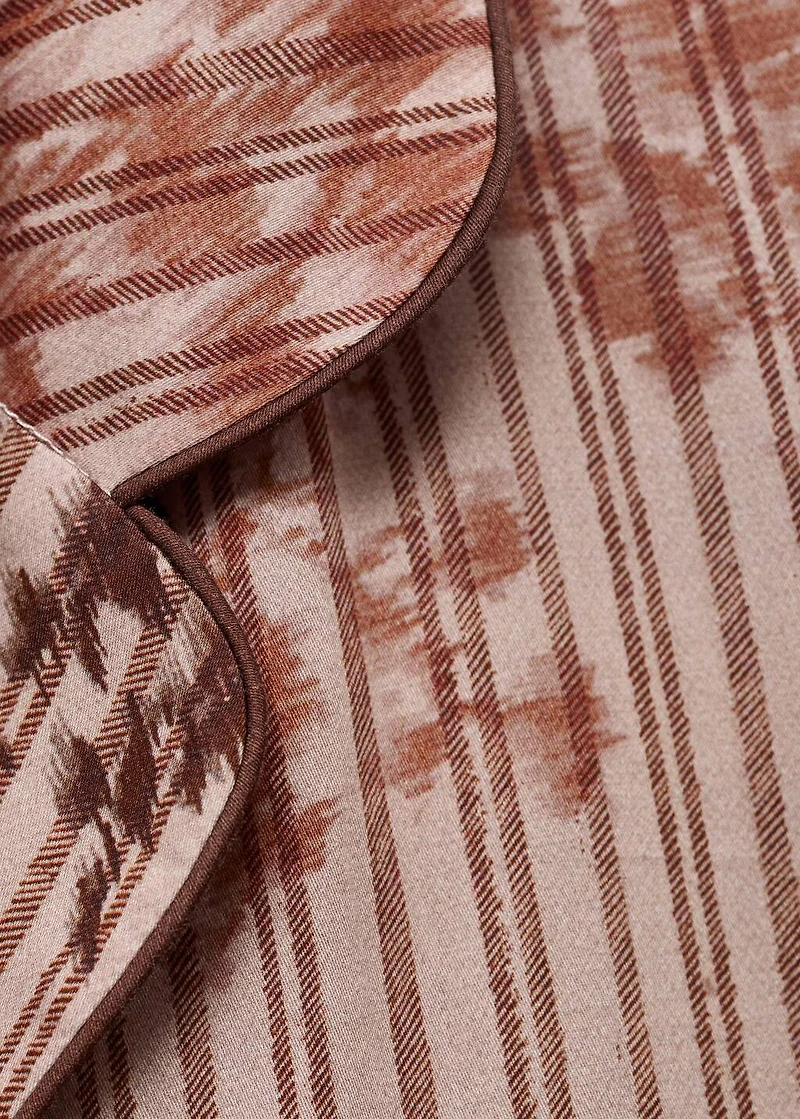 Pajama shirt with blurred print