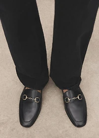 Buckle leather moccasins